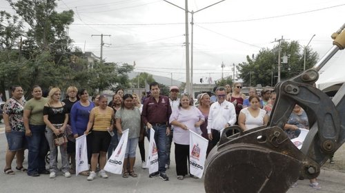 Construye Escobedo canal pluvial en beneficio de dos colonias