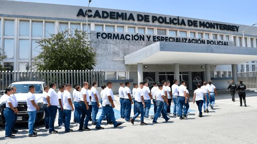 Inician formación 41 nuevos cadetes en Policía de Monterrey