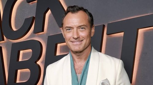 Jude Law negocia protagonizar lo nuevo de Ari Aster