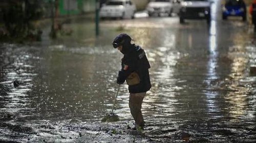 Lluvias dejan inundaciones y dos muertos en Xalapa