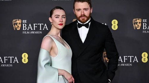 Saoirse Ronan habla de los rumores sobre Jack Lowden y Bond