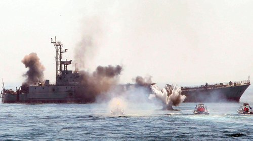 inicia_bloqueo_estrecho_ormuz_anunciado_por_trump_519a5ff64c