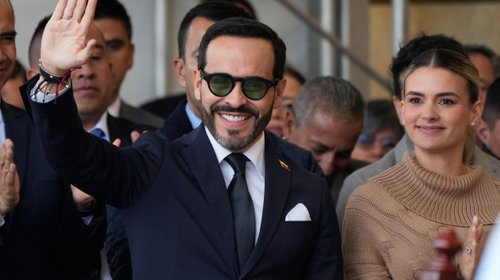 Anuncia De la Espriella cierre de embajadas y ruptura con Cuba