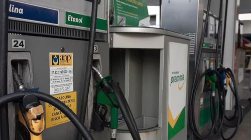 Reduce Lula impuestos a combustibles antes de la segunda vuelta
