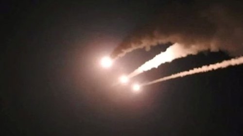 Escala ofensiva entre EUA e Irán; Kuwait es blanco de ataques