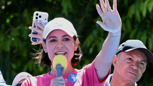 Gana Michelle Bolsonaro un escaño en el Senado