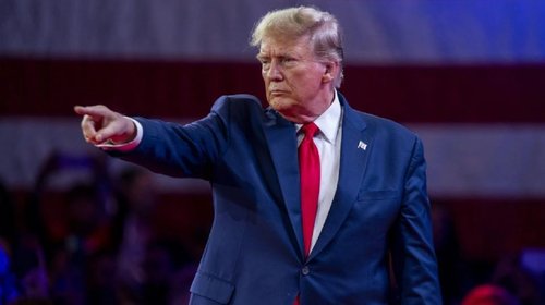 Llama Trump a empresas de Canadá ir a EUA y evitar aranceles
