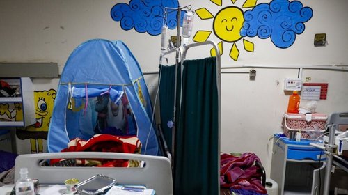 Irán acusa de crimen de guerra a EUA por ataque cerca de hospital