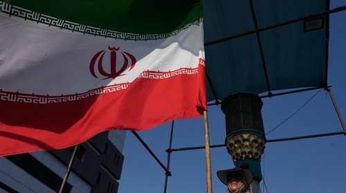 Irán califica fin de plazo para negociar con EUA como irrelevante