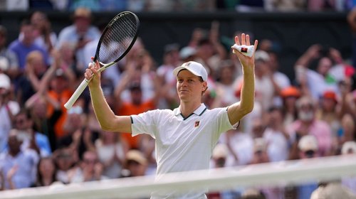 Jannik Sinner se baja del US Open por lesión de rodilla