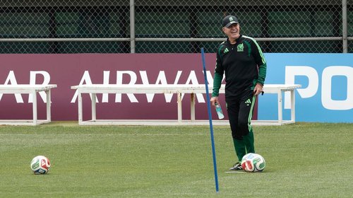 small_javier_aguirre_mexico_entrenamiento_e48ca7dcee