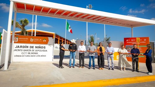Inauguran kínder en Ciénega de Flores ante creciente demanda