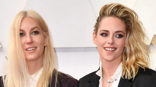 La actriz Kristen Stewart se casa con la guionista Dylan Meyer