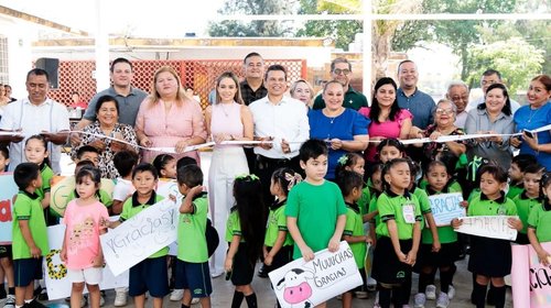 Lalo Gattás entrega techumbre en jardín de niños de Victoria