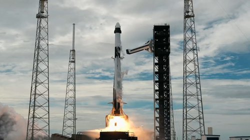 SpaceX lanza Misión Crew-13 de NASA con rumbo a EEI