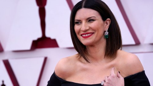 laura_pausini_premio_2112b82b25