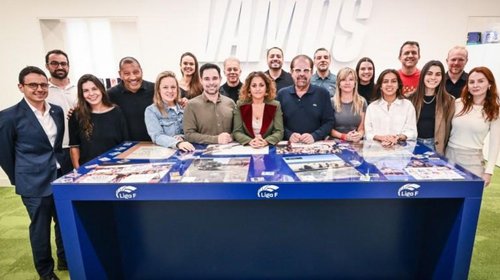 España y Brasil unen fuerzas para impulsar el futbol femenino