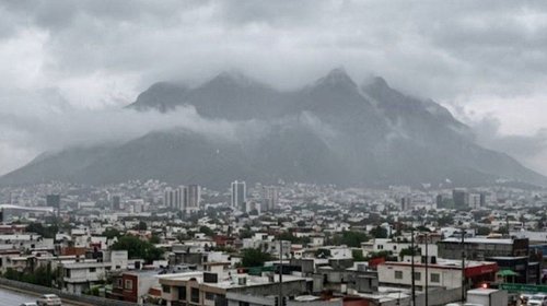 small_lluvia_monterrey_ec9adda884