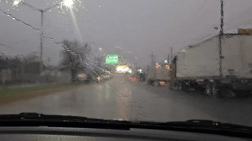 Generan lluvias encharcamientos y afectaciones en Monterrey