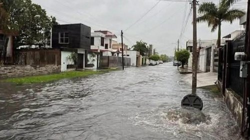 Dejan lluvias en Tampico vialidades bloqueadas y cortes de luz