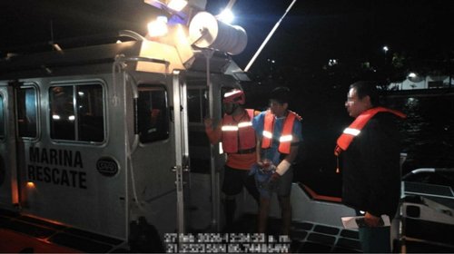 marina_traslada_a_dos_heridos_de_bala_desde_isla_mujeres_a_cancun_1_1536x864_5fe07c0b4a