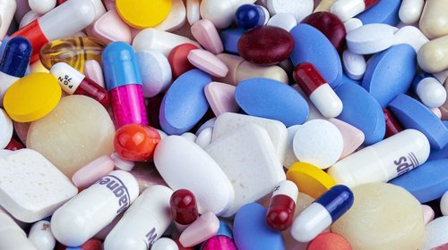 Alertan por medicamentos falsificados y venta ilegal en México
