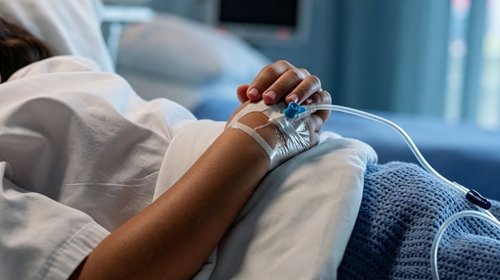 Siguen internados 23 médicos por salmonela en hospital de CDMX