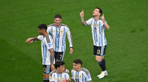 Messi marca y es máximo goleador de la historia de los Mundiales