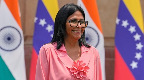 small_modi_se_reune_con_delcy_rodriguez_mientras_amplian_importaciones_b5ea55604e
