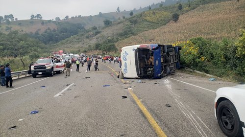 nacional_accidente_chiapas_2_muertos_22_lesionados_e4b6e3e839