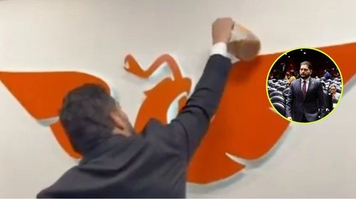 Diputado del PRI arroja agua sucia a Máynez en San Lázaro
