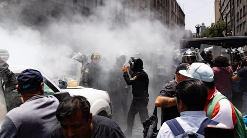 nacional_cnte_represion_zocalo_a28275c1a1