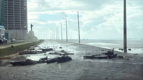 Lluvias dejan 10 muertos e inundaciones en Veracruz