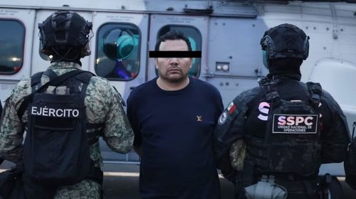 Juzgan a 'R1' por armas, no por crimen de Manzo