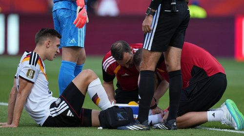 Nico Schlotterbeck sufre lesión; se pierde el resto del Mundial™