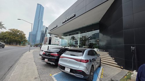 nl_mercedes_3c5504cfc0