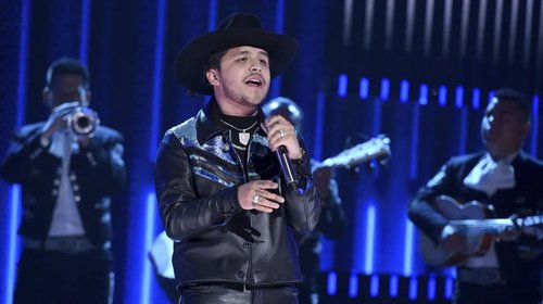 Christian Nodal podría perder 'El Forajido' por disputa ante IMPI