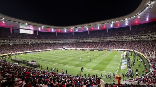 pasto_estadio_akron_426f26f635