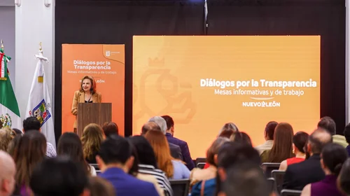 photo_5046311347456945563_y_09944adfdb