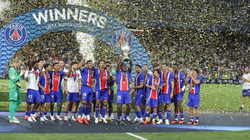 PSG cambia sede de su debut por daños en el césped tras calor