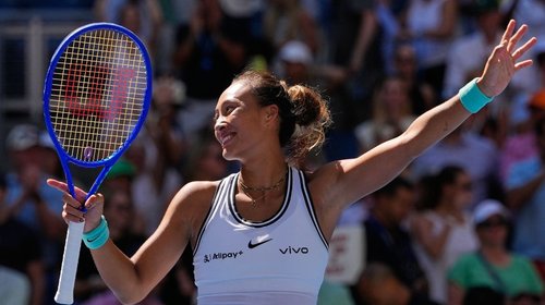 Qinwen vuelve a remontar; elimina a Swiatek en Abierto de EUA