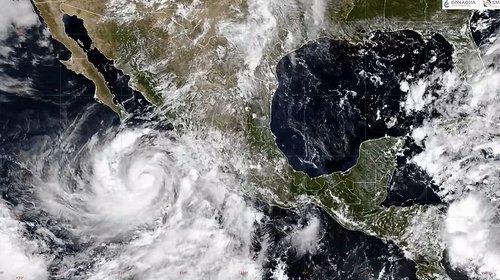 Rachel se intensifica a categoría 2; mantiene potencial de lluvia