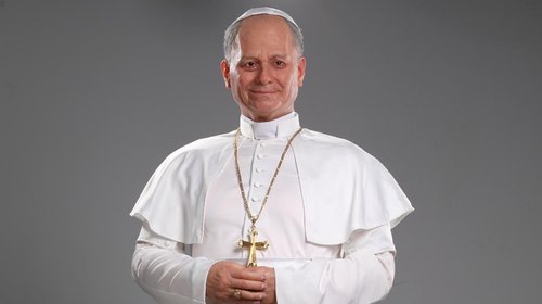 Artista peruano devela estatua hiperrealista del papa León XIV