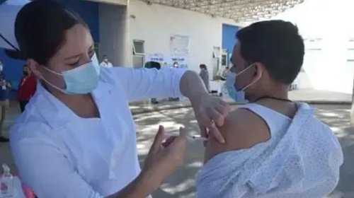 Salud prepara más de 900 mil vacunas para la temporada invernal