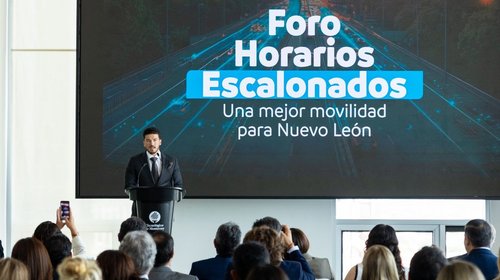 Samuel García busca acortar 'horas pico' con horarios escalonados