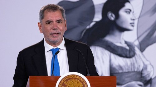 Anuncian apoyos fiscales por $13,900 millones al autotransporte