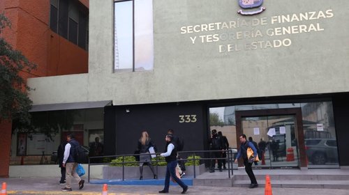 Monterrey denuncia al Estado por retención de recursos públicos