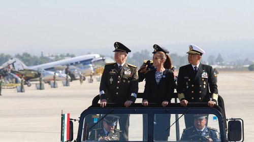 sheinbaum_fuerza_aerea_aniversario_330dece4d8