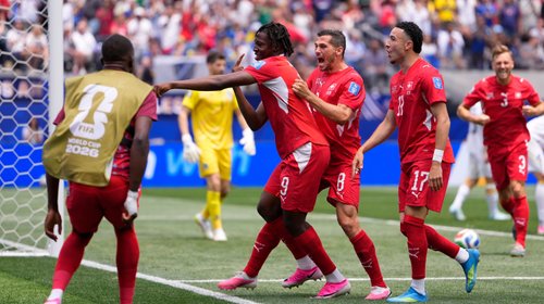 Suiza golea a Bosnia y consigue primer triunfo en Mundial FIFA™