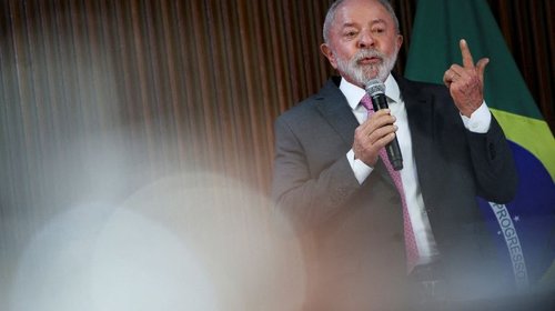 Lula lidera en votos mientras Flávio Bolsonaro no avanza